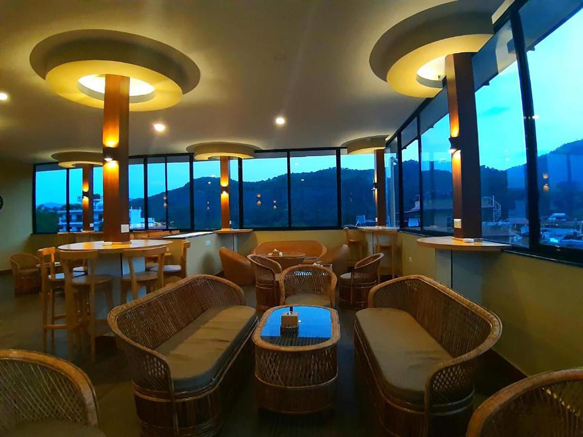 Hotel Glory Garden Pokhara Exterior foto