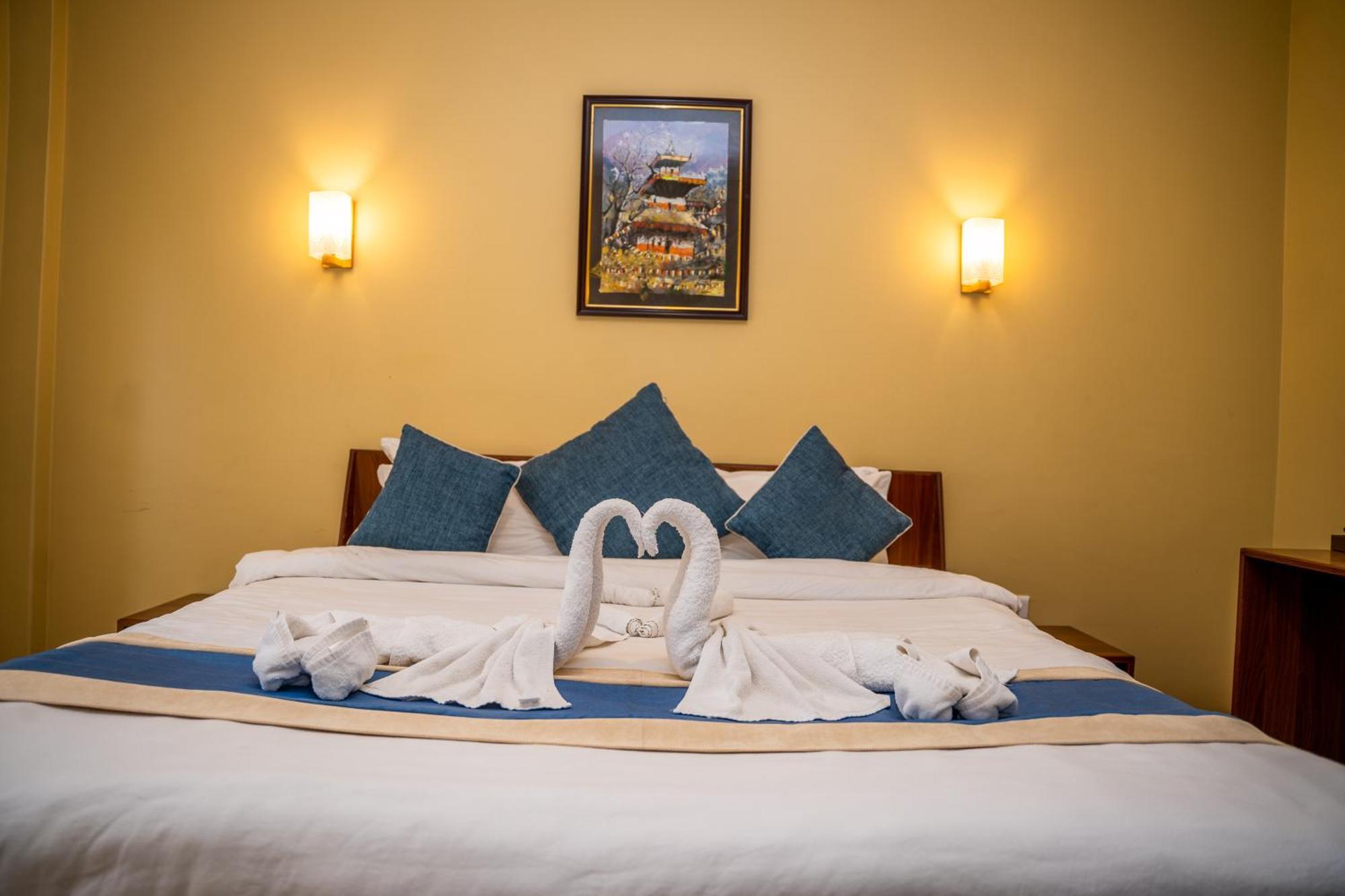 Hotel Glory Garden Pokhara Quarto foto