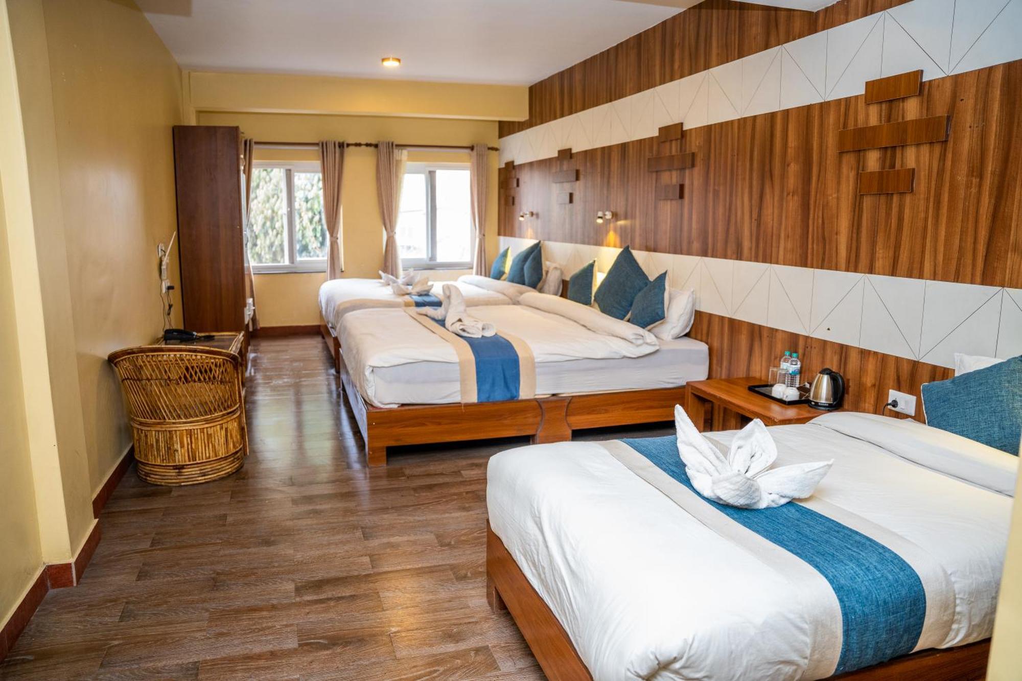 Hotel Glory Garden Pokhara Quarto foto