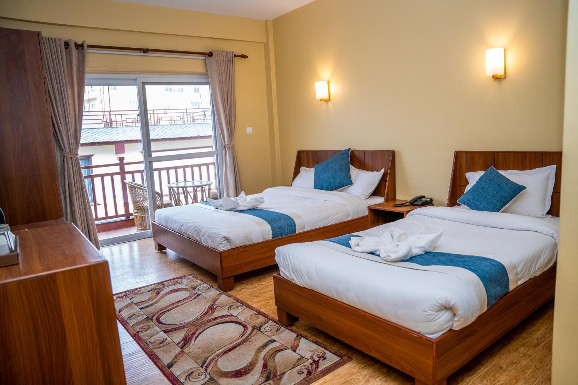 Hotel Glory Garden Pokhara Quarto foto